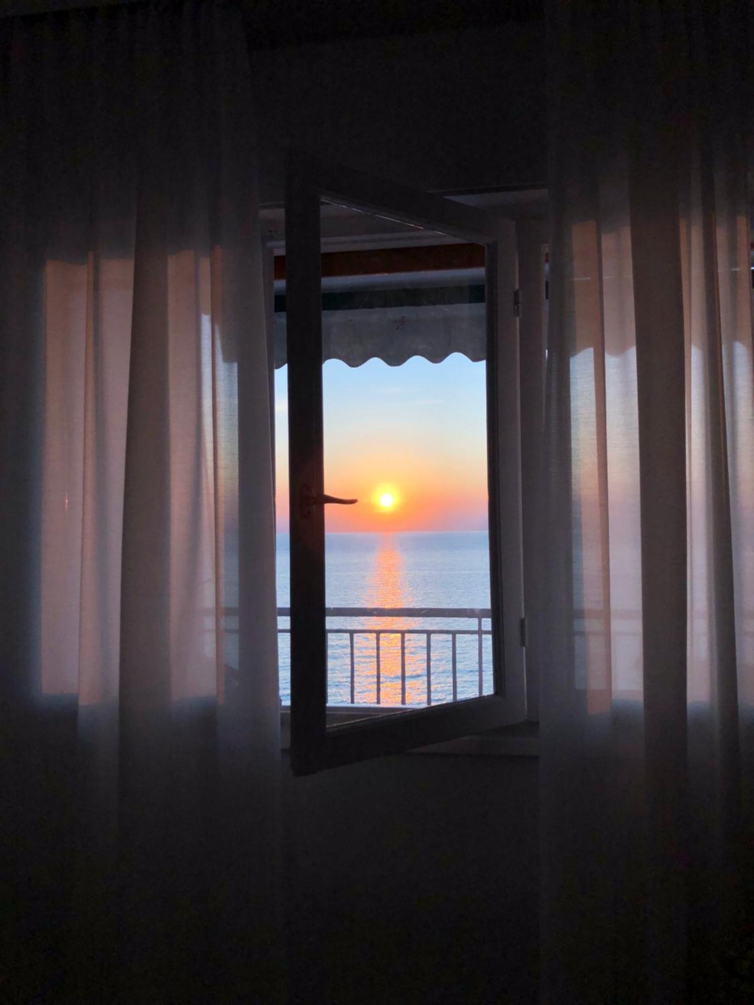 Cozy Seaview Apartment Siviri Exterior photo